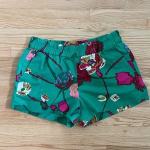 Women’s elastic band shorts